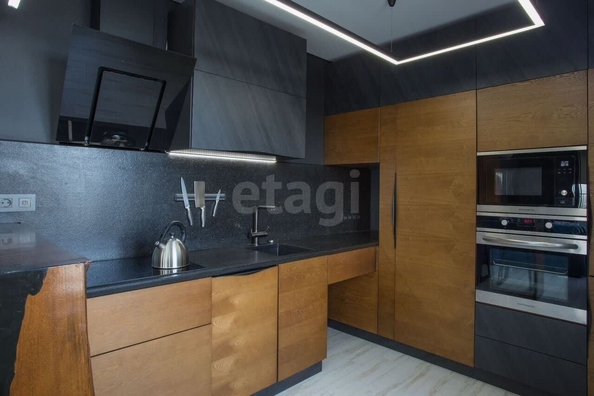 
  Продается 2-комн. квартира, 59.9 м², Владимира Заровного ул, д. 26/2
. Фото 3.