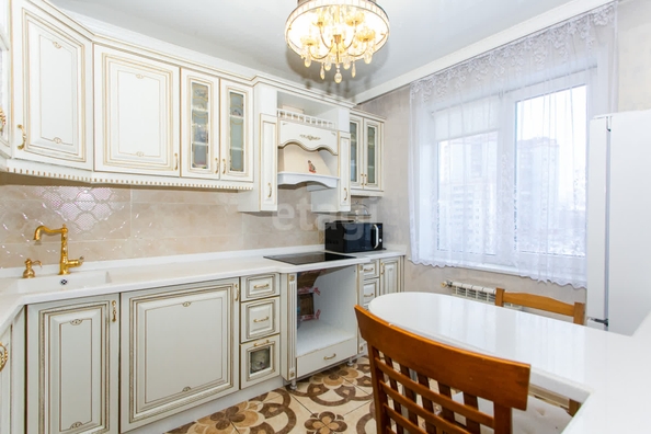 
  Продается 4-комн. квартира, 77.1 м², Тульская ул, д. 90
. Фото 8.
