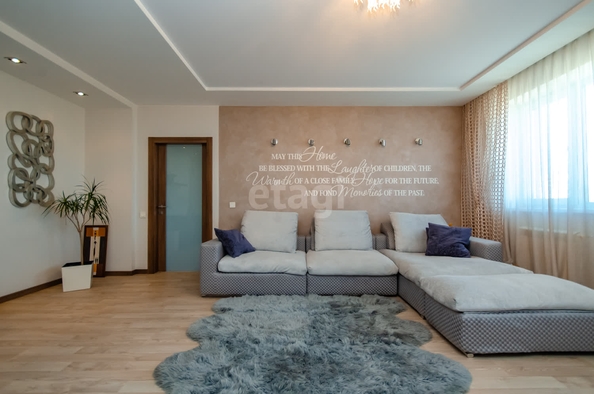 
  Продается 3-комн. квартира, 90.4 м², Некрасова ул, д. 35
. Фото 5.