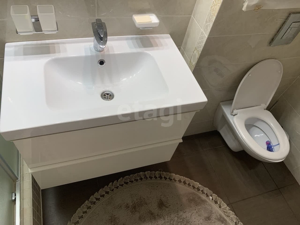 
  Продается 2-комн. квартира, 58.7 м², Большевистская ул, д. 108
. Фото 22.