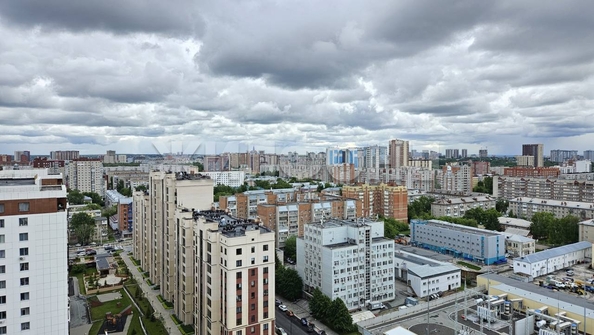 
  Продается 4-комн. квартира, 120 м², ЖК Огни сибири, дом 2
. Фото 14.