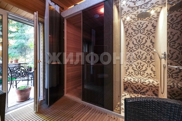 
  Продается 4-комн. квартира, 224.3 м², Кедровая ул, д. 43/4
. Фото 6.