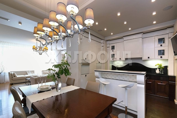 
  Продается 4-комн. квартира, 224.3 м², Кедровая ул, д. 43/4
. Фото 25.