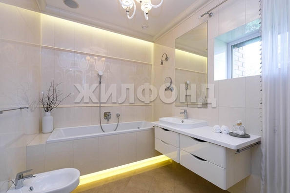 
  Продается 4-комн. квартира, 224.3 м², Кедровая ул, д. 43/4
. Фото 41.