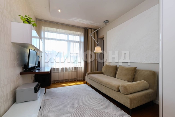 
  Продается 4-комн. квартира, 224.3 м², Кедровая ул, д. 43/4
. Фото 48.