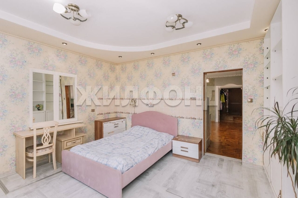 
  Продается дом, 398 м², Новосибирск
. Фото 5.