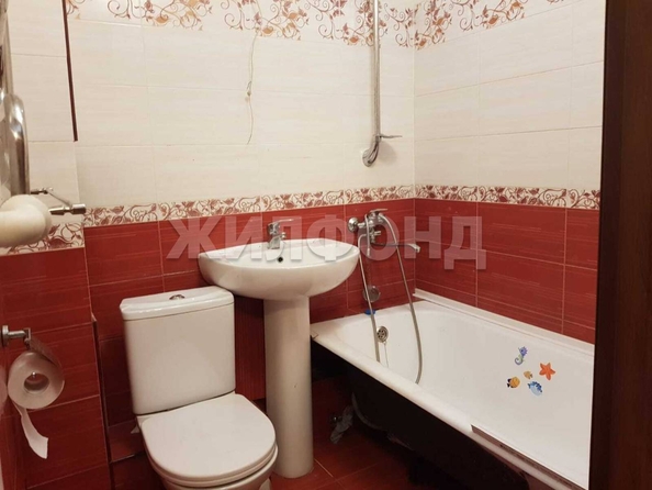 
  Продается 1-комн. квартира, 34.6 м², Петухова ул, д. 74
. Фото 3.