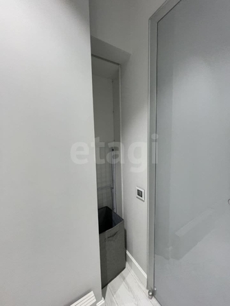 
  Сдается 3-комн. квартира, 110 м², Державина ул, д. 77
. Фото 16.
