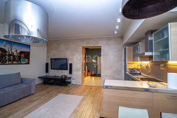 
  Сдается 2-комн. квартира, 98 м², Кирова ул, д. 108/1
. Фото 13.