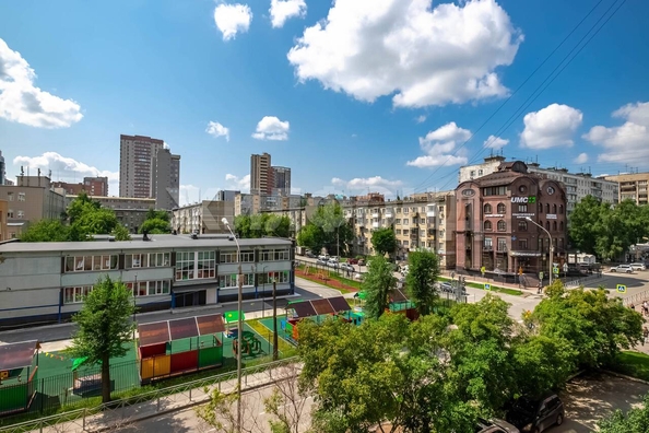 
  Продается 2-комн. квартира, 62.3 м², Ольги Жилиной ул, д. 60
. Фото 21.