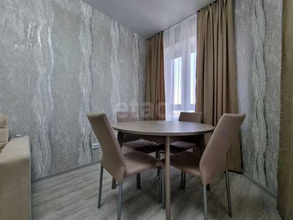 
  Сдается 3-комн. квартира, 76.8 м², Семьи Шамшиных ул, д. 77
. Фото 12.