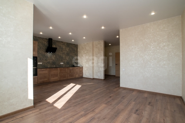 
  Продается 2-комн. квартира, 60.6 м², Ивлева ул, д. 160
. Фото 2.