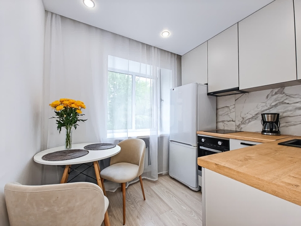 
  Продается 2-комн. квартира, 42.5 м², Дуси Ковальчук ул, д. 266/1
. Фото 6.
