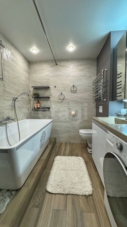 
  Продается 3-комн. квартира, 63.2 м², Лескова ул, д. 21
. Фото 8.