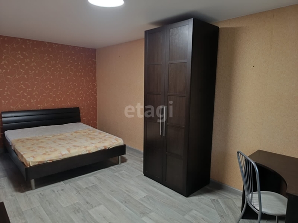 
  Продается 1-комн. квартира, 32.3 м², Промышленная ул, д. 8
. Фото 2.
