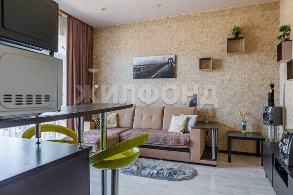 
  Продается 1-комн. квартира, 34.2 м², Большая ул, д. 614
. Фото 2.
