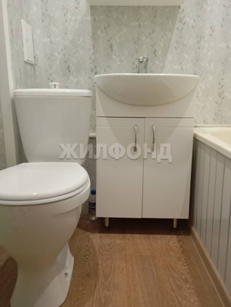 
  Продается 2-комн. квартира, 46.8 м², 2 кв-л, д. 28
. Фото 4.