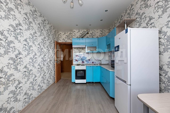 
  Продается 1-комн. квартира, 40.2 м², Обская ул, д. 82
. Фото 1.