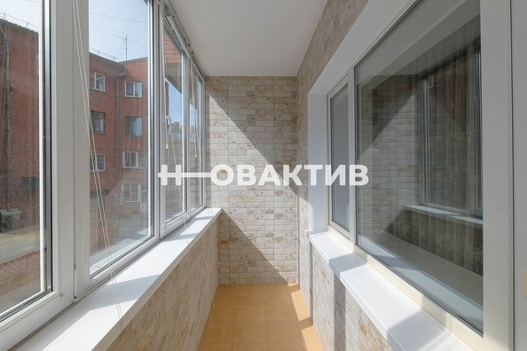 
  Продается 3-комн. квартира, 221.8 м², Красный пр-кт, д. 153А
. Фото 13.