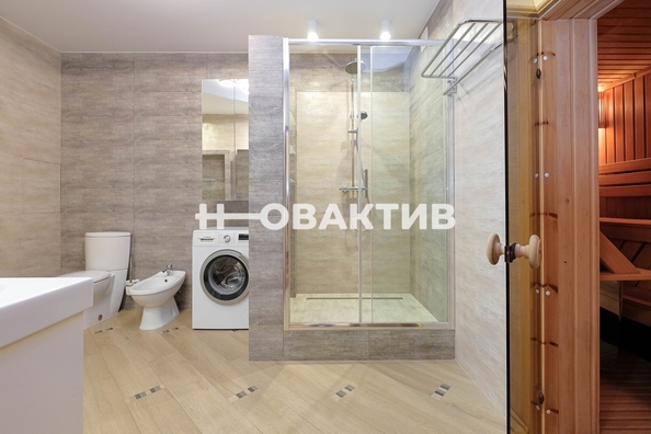 
  Продается 3-комн. квартира, 221.8 м², Красный пр-кт, д. 153А
. Фото 31.
