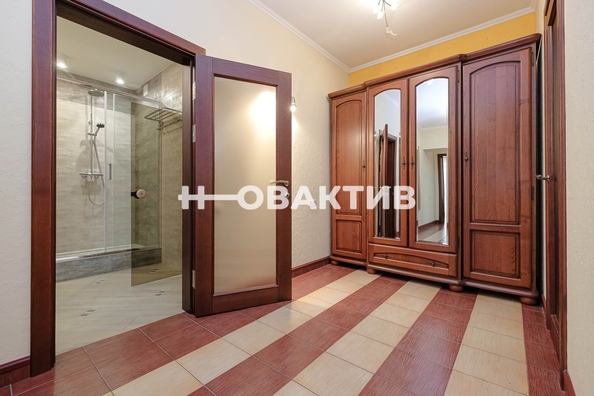 
  Продается 3-комн. квартира, 221.8 м², Красный пр-кт, д. 153А
. Фото 39.