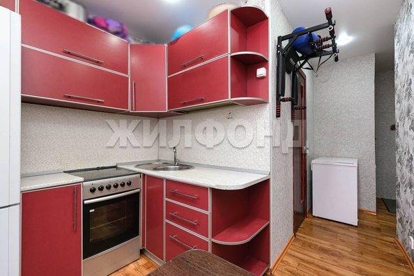 
  Продается 2-комн. квартира, 41.3 м², Солидарности ул, д. 16
. Фото 3.