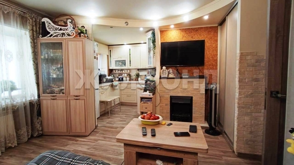 
  Продается 2-комн. квартира, 44 м², Богдана Хмельницкого ул, д. 10/2
. Фото 2.