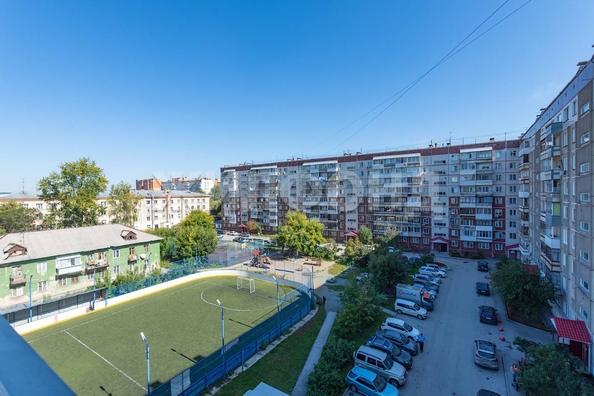 
  Продается 2-комн. квартира, 43.2 м², Дуси Ковальчук ул, д. 14
. Фото 4.