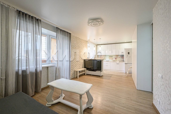 
  Продается 3-комн. квартира, 61.5 м², Сибирская ул, д. 51
. Фото 1.