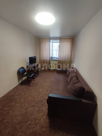 
  Продается 3-комн. квартира, 56 м², Большевистская ул, д. 155
. Фото 1.