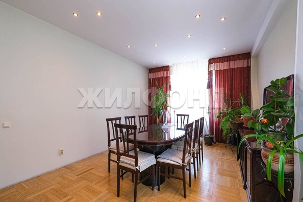
  Продается дом, 244.7 м², Новосибирск
. Фото 32.