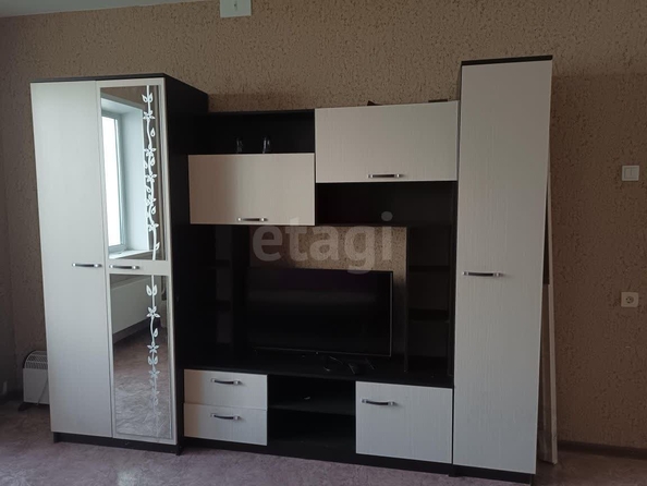 
  Сдается 1-комн. квартира, 42 м², Титова ул, д. 238
. Фото 5.