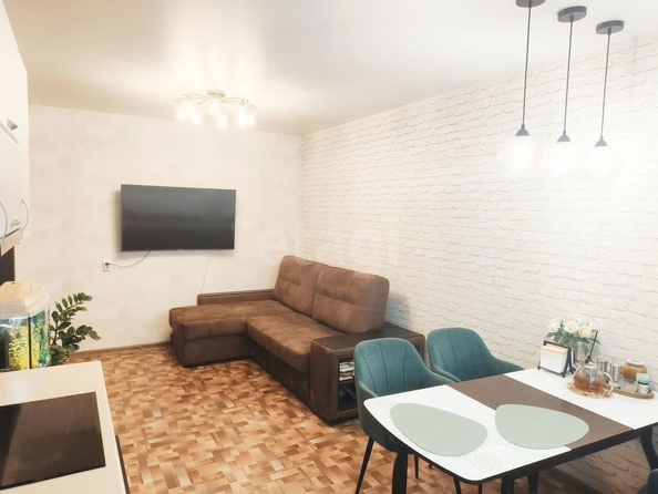 
  Продается 1-комн. квартира, 39 м², Петухова ул, д. 160/1
. Фото 2.