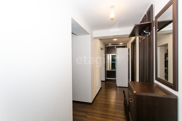 
  Продается 2-комн. квартира, 63.5 м², Зорге ул, д. 92
. Фото 7.