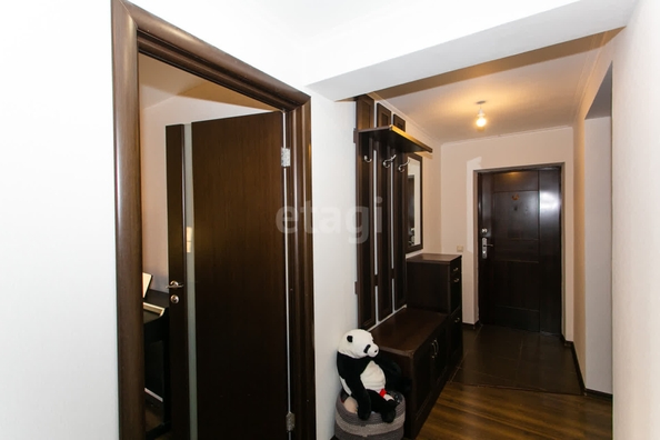 
  Продается 2-комн. квартира, 63.5 м², Зорге ул, д. 92
. Фото 8.