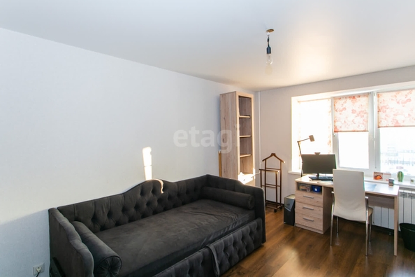 
  Продается 2-комн. квартира, 63.5 м², Зорге ул, д. 92
. Фото 11.