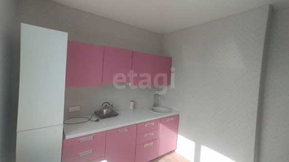
  Сдается 1-комн. квартира, 35 м², Объединения ул, д. 23
. Фото 7.