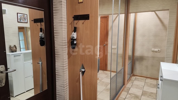 
  Продается 2-комн. квартира, 50.6 м², Тульская ул, д. 90
. Фото 2.