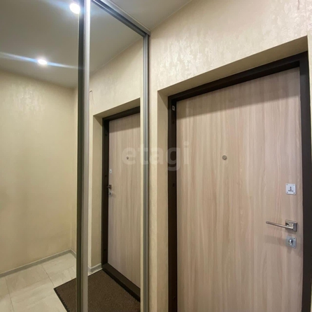 
  Продается 2-комн. квартира, 40 м², ЖК Золотая нива, дом 1
. Фото 9.