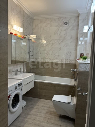 
  Продается 3-комн. квартира, 100 м², Кирова ул, д. 342
. Фото 15.