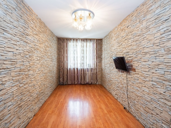 
  Продается 2-комн. квартира, 45 м², Большевистская ул, д. 175/2
. Фото 6.
