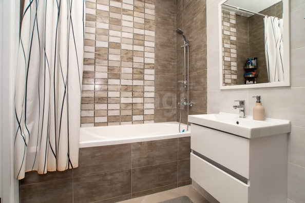 
  Продается 2-комн. квартира, 47.7 м², 3-й микрорайон, д. 14
. Фото 17.