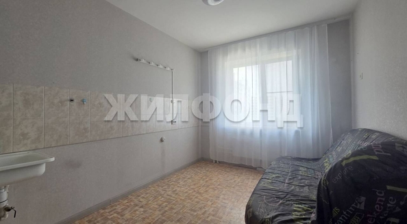
  Продается 1-комн. квартира, 37.5 м², Титова ул, д. 234/1
. Фото 1.