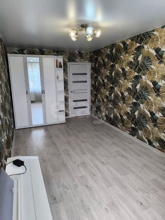 
  Продается 2-комн. квартира, 65 м², Волховская ул, д. 31
. Фото 9.