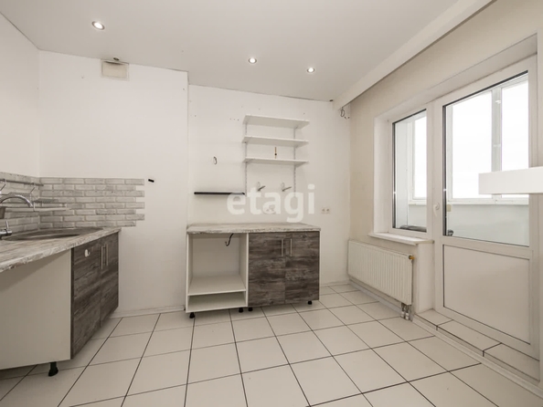 
  Продается 2-комн. квартира, 60.2 м², Сухарная ул, д. 101/1
. Фото 3.