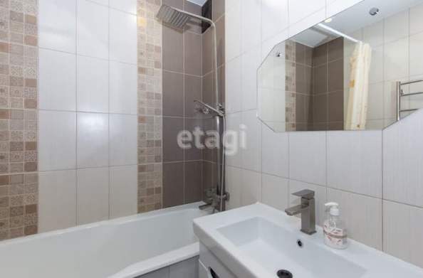 
  Продается 3-комн. квартира, 72 м², Дмитрия Шмонина ул, д. 9
. Фото 12.