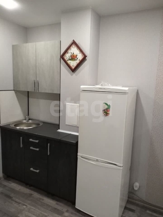 
  Сдается 1-комн. квартира, 29 м², Коминтерна ул, д. 126
. Фото 6.