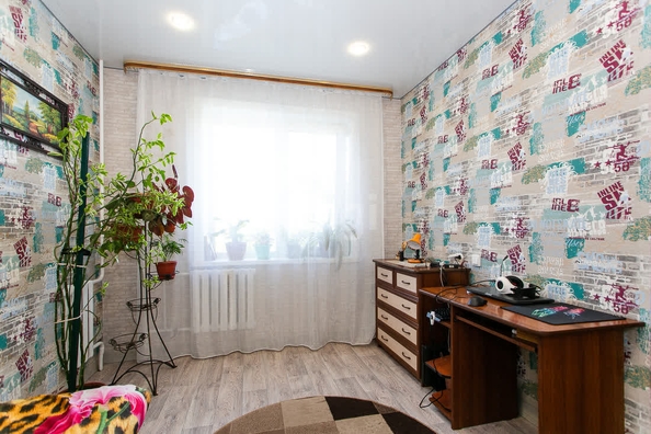 
  Продается 3-комн. квартира, 68 м², Пархоменко ул, д. 90
. Фото 8.
