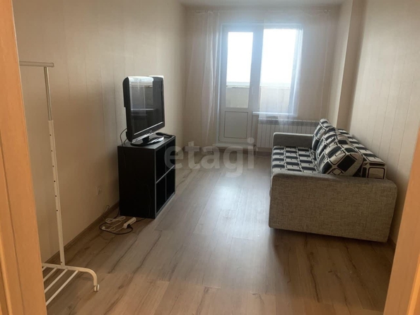 
  Сдается 1-комн. квартира, 38 м², Сибирская ул, д. 42
. Фото 4.