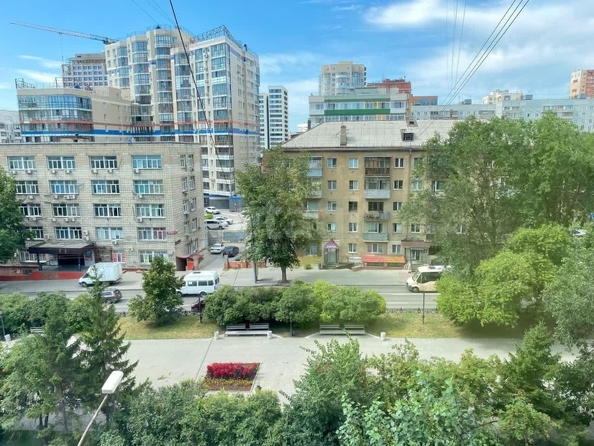 
  Сдается 2-комн. квартира, 55.6 м², Восход ул, д. 18
. Фото 8.